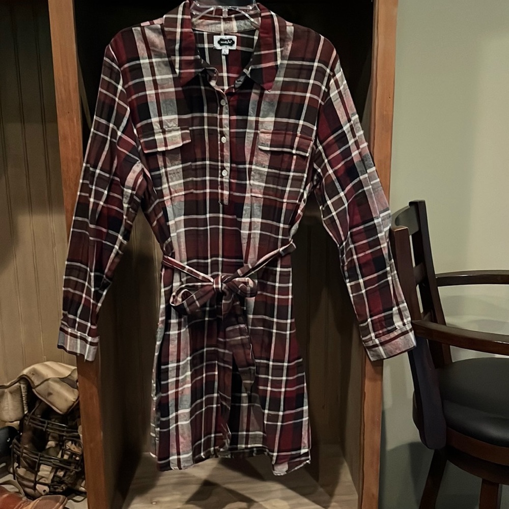 NWOT Large mud pie flannel shirt dress in maroon, black, and brown plaid
